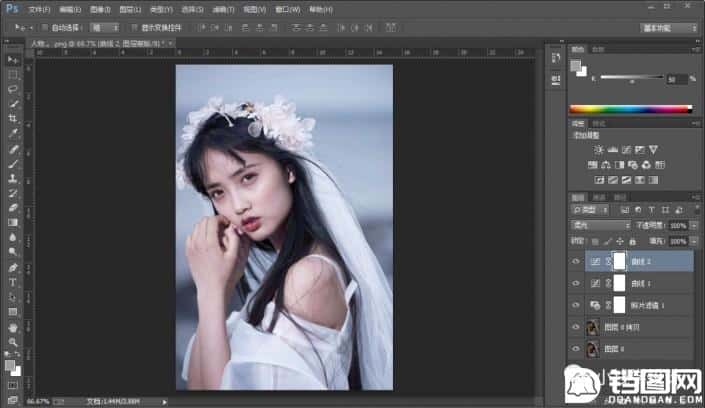 Photoshop调出偏暗色的美女蓝色艺术效果